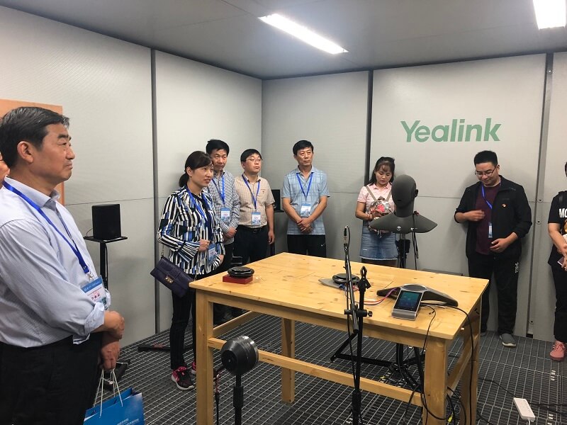 河南省平頂山市組織系統基層黨建培訓班學員蒞臨億聯網絡參觀考察，雙方就視頻會議在基層黨建、服務群眾、遠程醫療、遠程教育等創新應用場景進行深入交流。